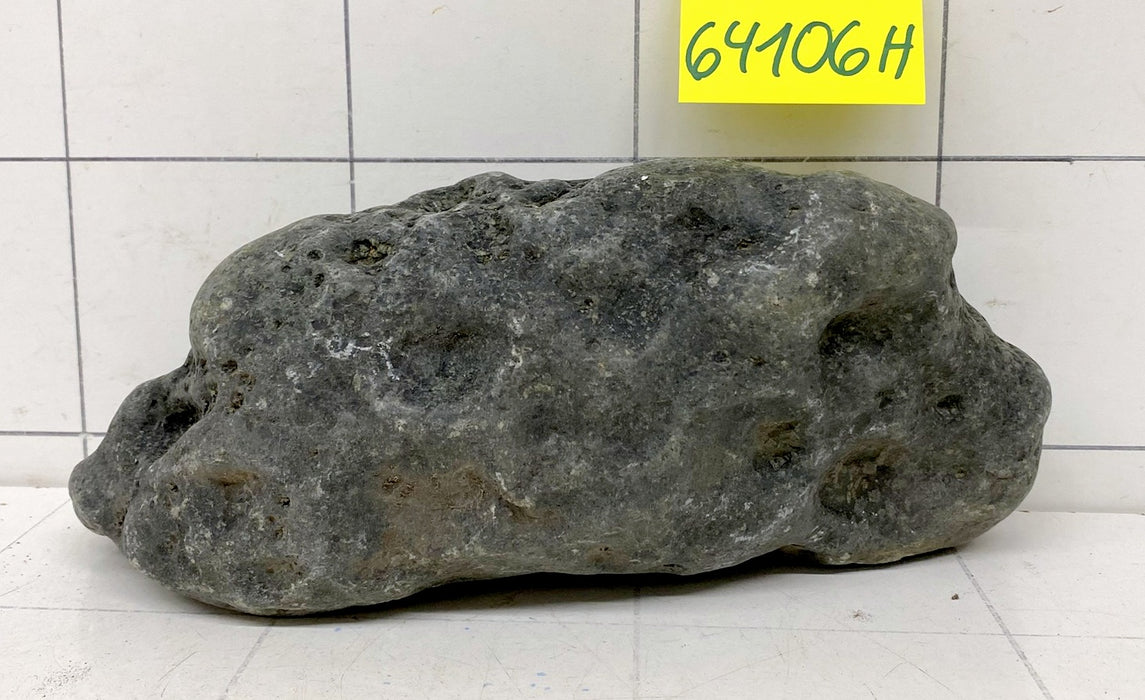 64106H Hakkai Stone Flussstein