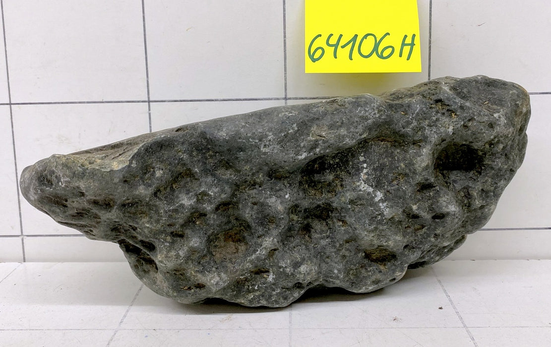 64106H Hakkai Stone Flussstein